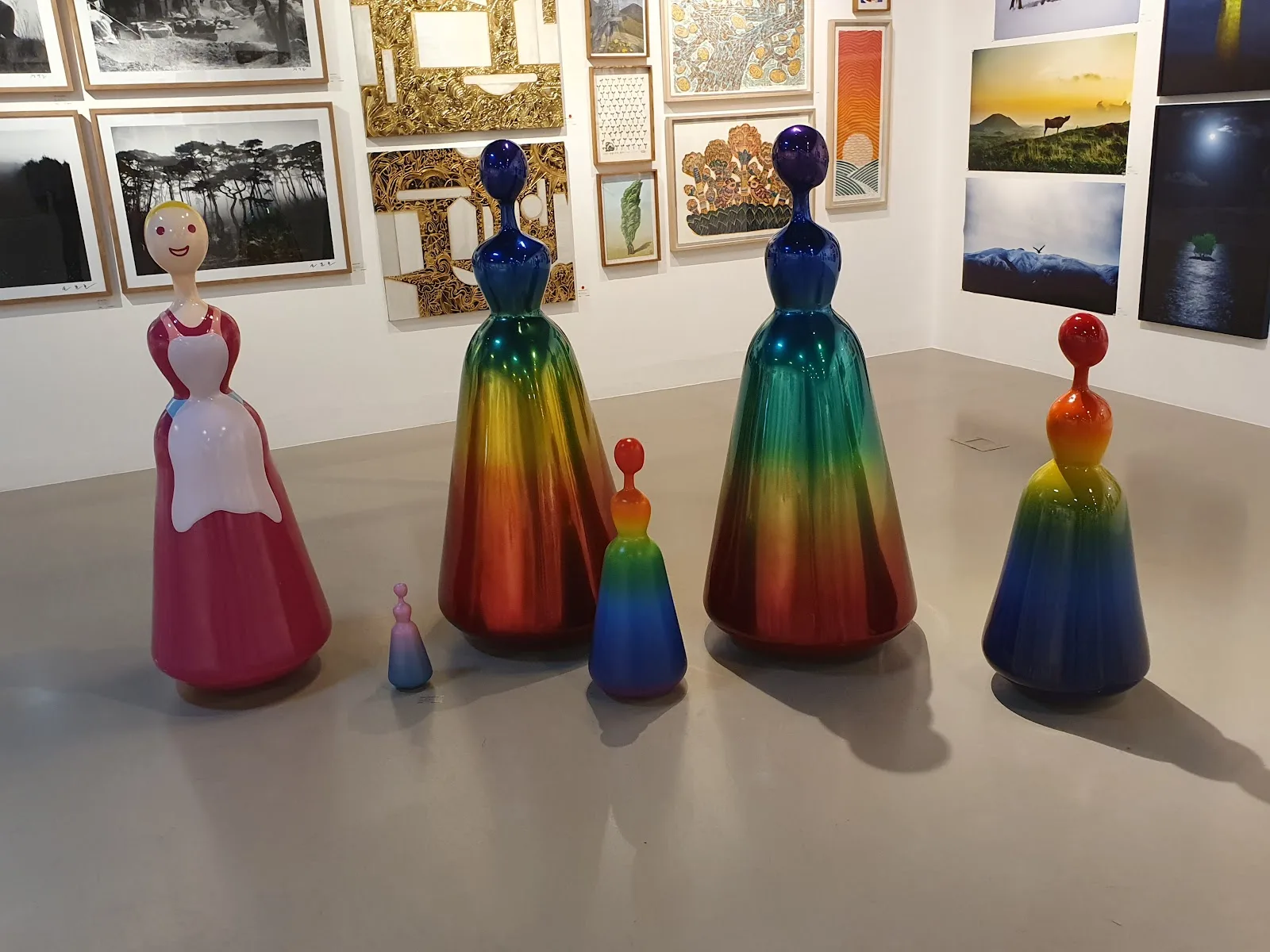 양순열, 〈Ottogi_Mother Ya-ho〉, 2014, Car paint on resin, 55x55x120cm