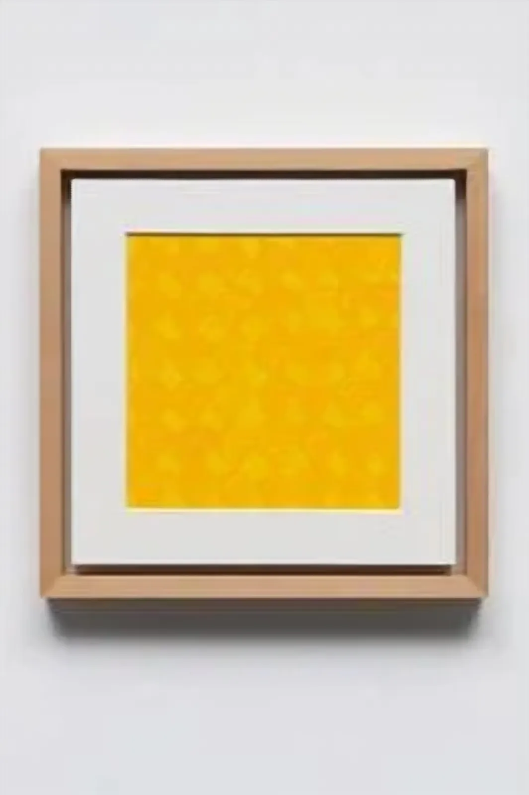 이지은, 〈Hollowed yellow 04〉, 2025, 종이판넬·아크릴물감, 35x35cm