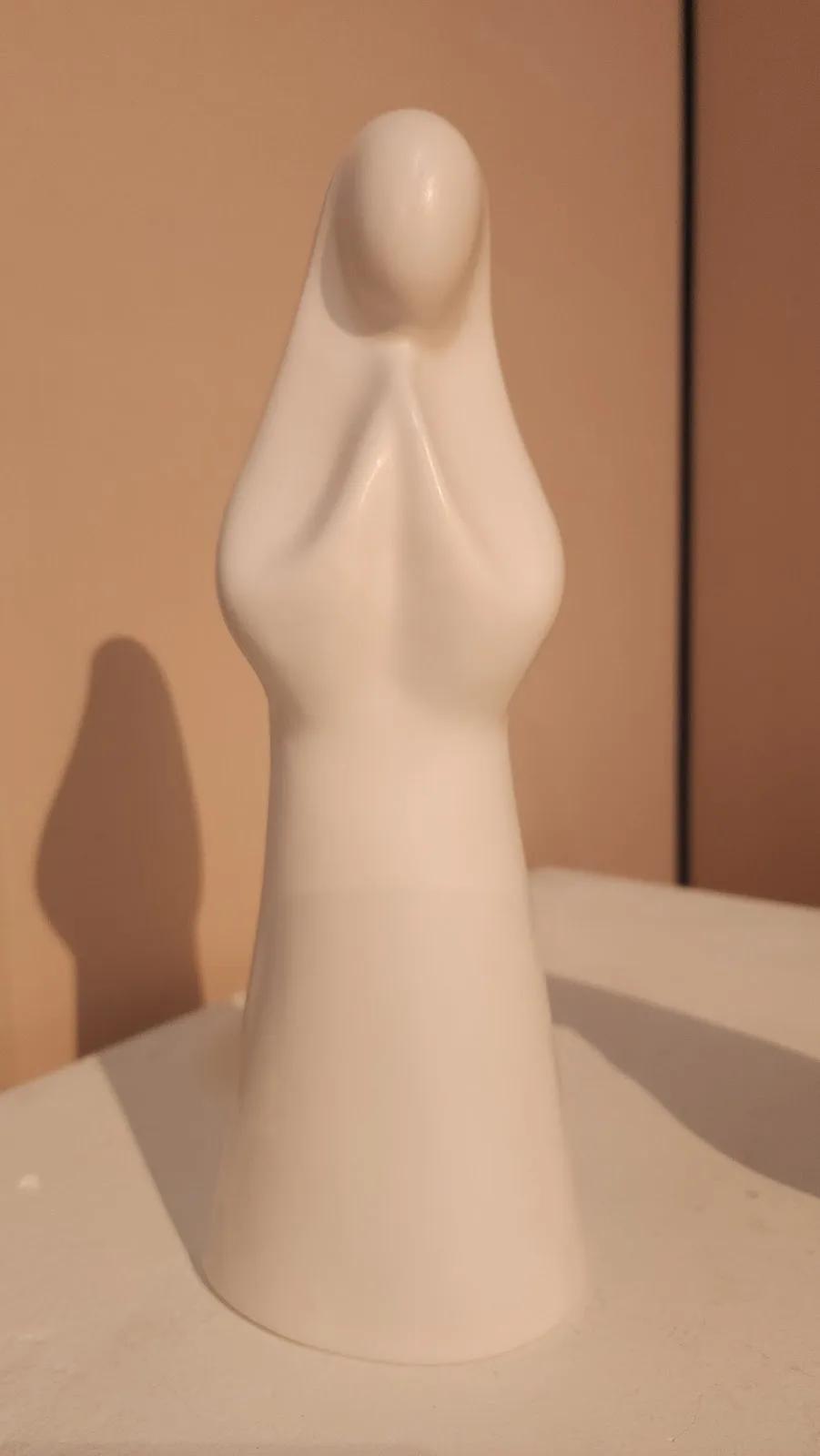 손 모은 사람 - 김정원