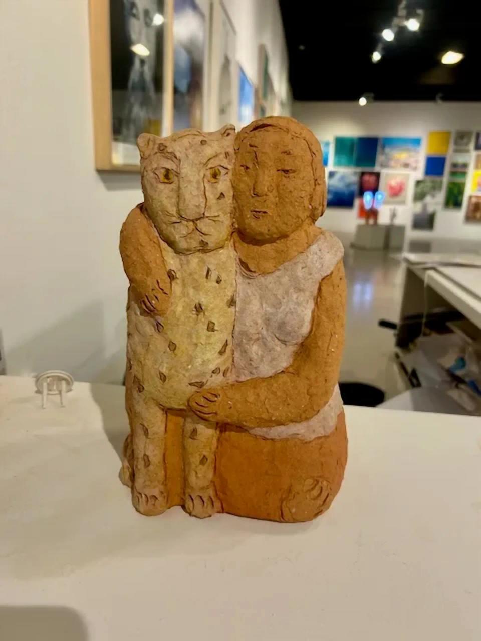 무제, 흙으로 빗어 굽고 색칠 - 한애규