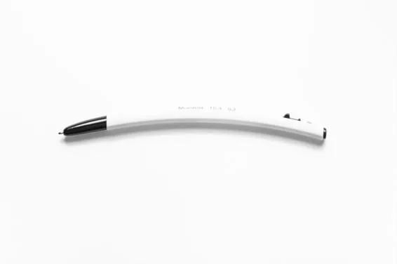 휘어진 세계로부터_모나미볼펜 1 - 라인석